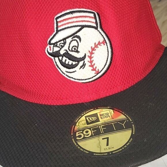 MLB Ohio Cincinnati Reds Red Baseball 59Fifty Size 7 New Era Fitted Baseball Hat - Picture 4 of 17